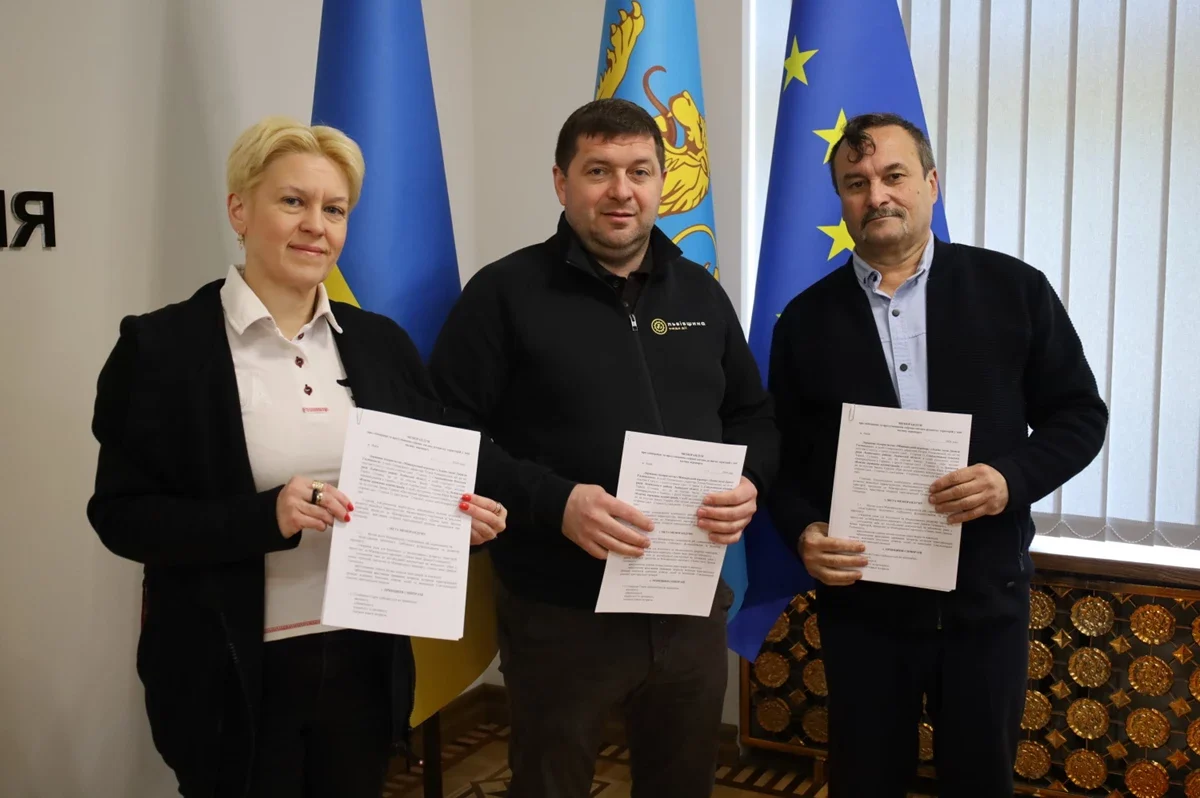 Фото до матеріалу: Львівський аеропорт: підписана угода про розвиток приаеропортової зони