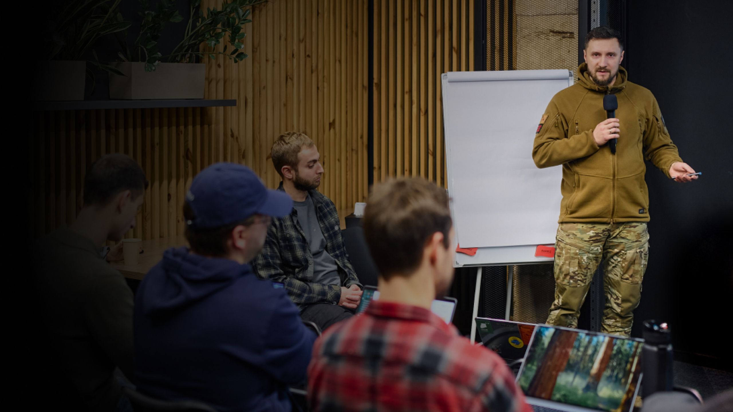 Фото до матеріалу: Veteran Venture Program масштабує ветеранські стартапи з ШІ