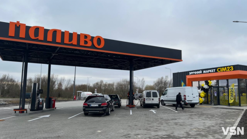 Фото до матеріалу: Співак YAKTAK зупинився на заправці в Турійську: операторка поділилася враженнями