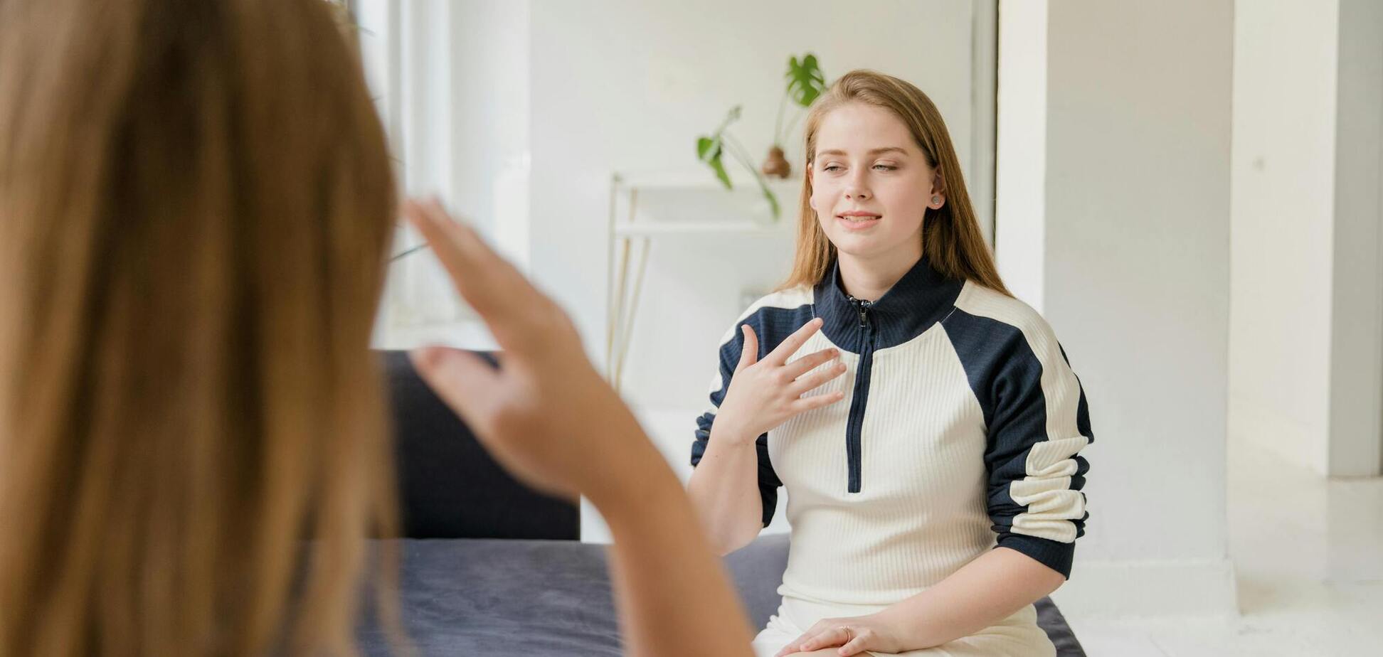 Фото до матеріалу: Люди інтуїтивно тягнуться до них: іменинники цих місяців надзвичайно щирі