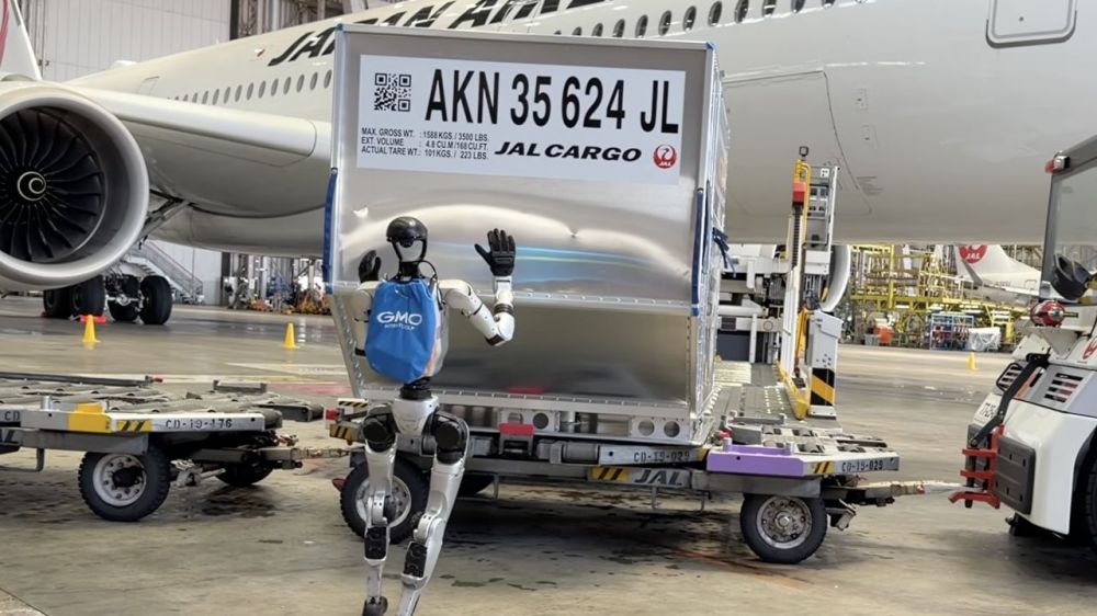 Фото до матеріалу: Авіакомпанія Japan Airlines впровадить гуманоїдних роботів для роботи з багажем у Токіо
