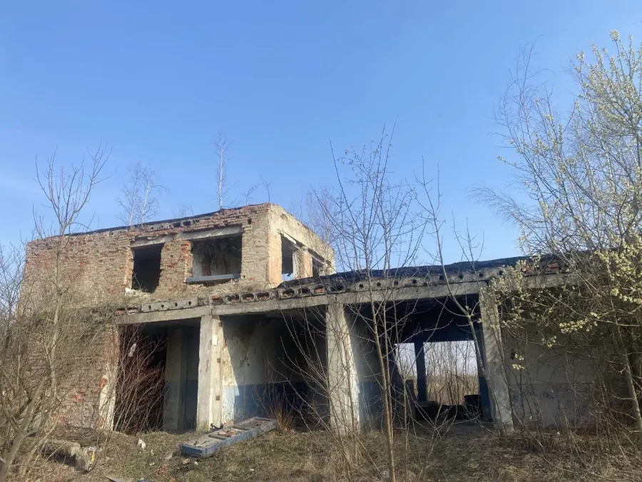Фото до матеріалу: Колишній аеродром у Копанках виставили на аукціон: орендар отримає майно на 15 років
