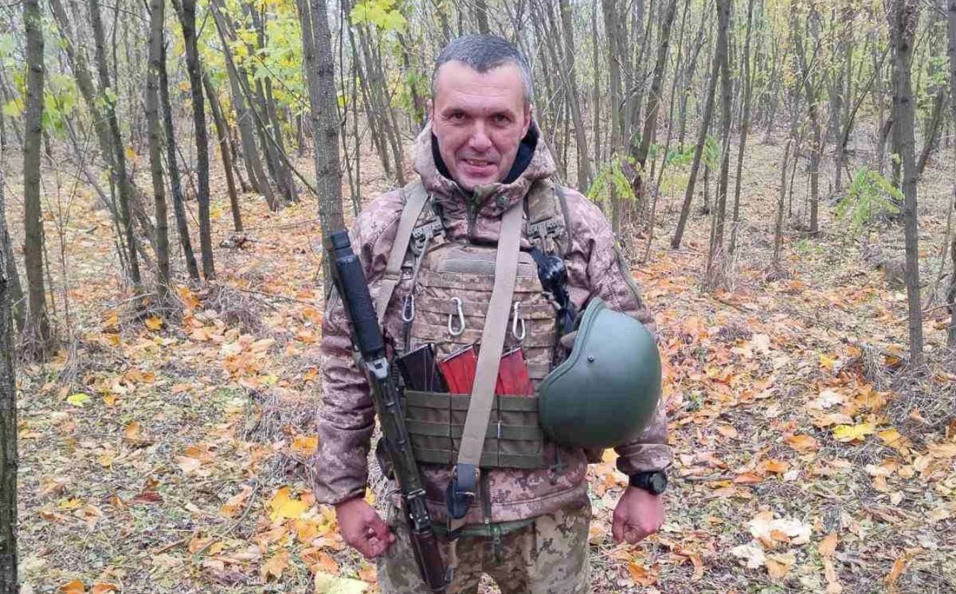 Фото до матеріалу: Жителі Тальнівщини провели в останню путь захисника, якого роками вважали зниклим