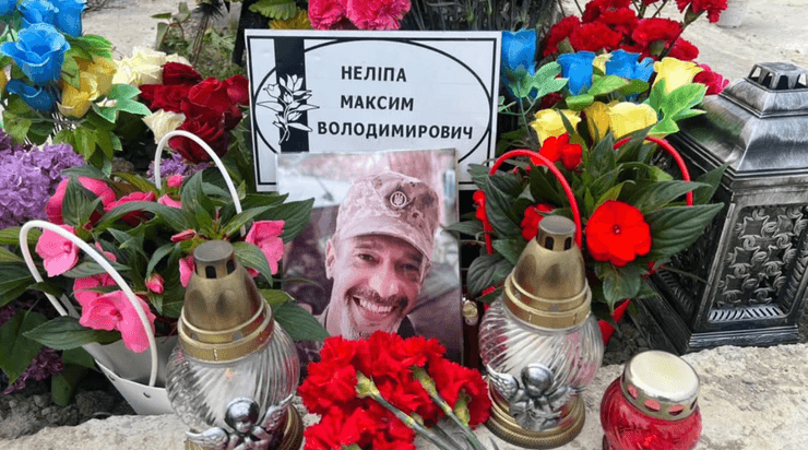 Фото до матеріалу: Тамара Неліпа показала могилу загиблого актора: «Будь проклята війна»