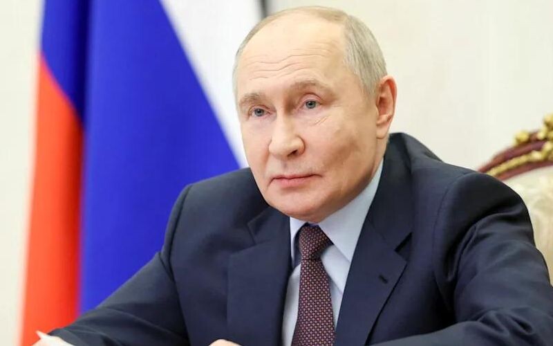 Фото до матеріалу: Путін підтвердив наміри поглиблювати співпрацю з Іраном після розмови з Пезешкіаном