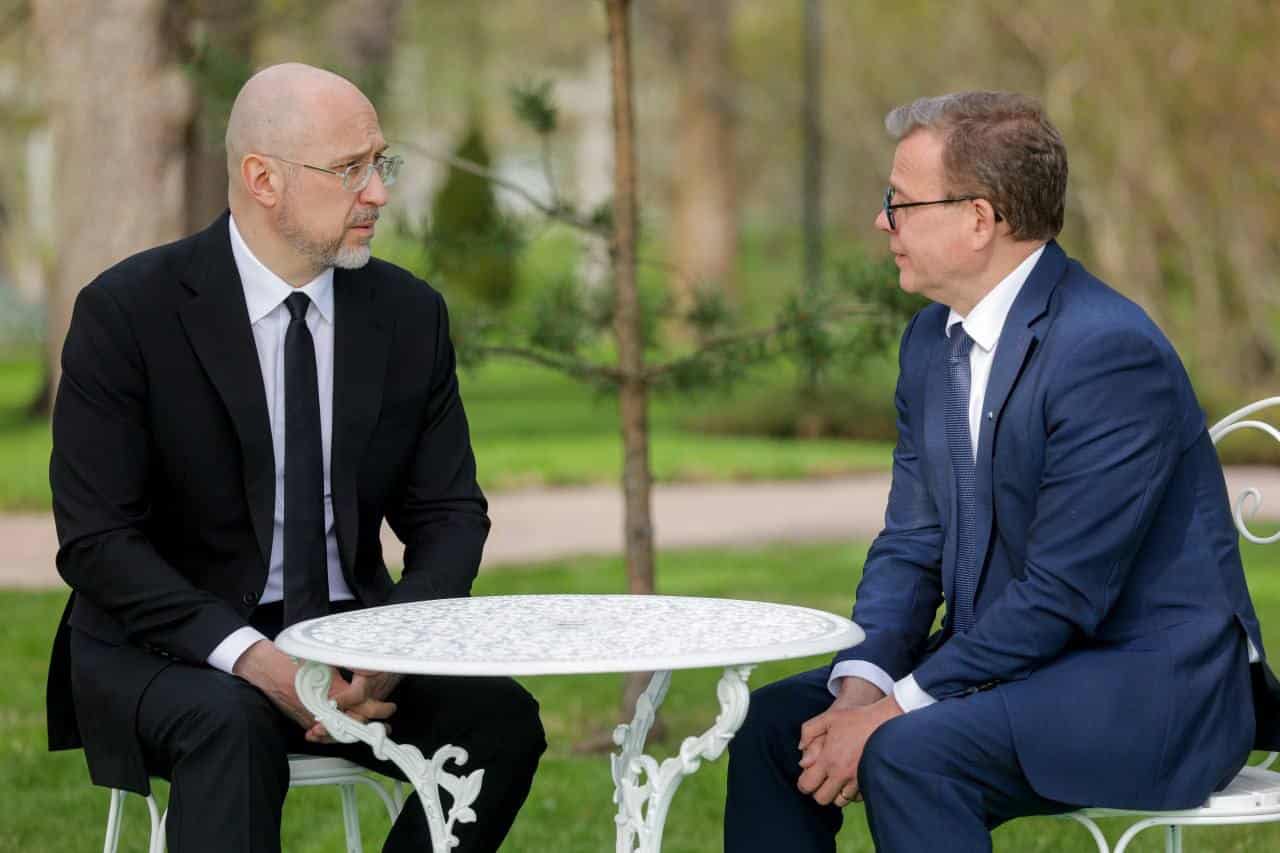 Фото до матеріалу: Шмигаль зустрівся з прем'єром Фінляндії: передадуть обладнання для відбудови енергетики