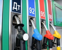 Фото до матеріалу: Подорожчання палива в Україні: що чекає на водіїв після відновлення нафтопроводу «Дружба»