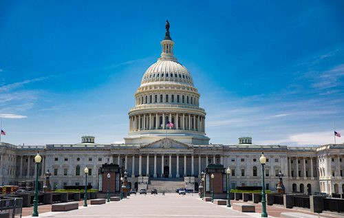 Фото до матеріалу: Сенат США не зміг обмежити повноваження Трампа у військових діях проти Куби
