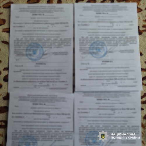 Фото до матеріалу: У Києві затримали «генерала», який вимагав 15 тисяч доларів за фейкову непридатність до служби