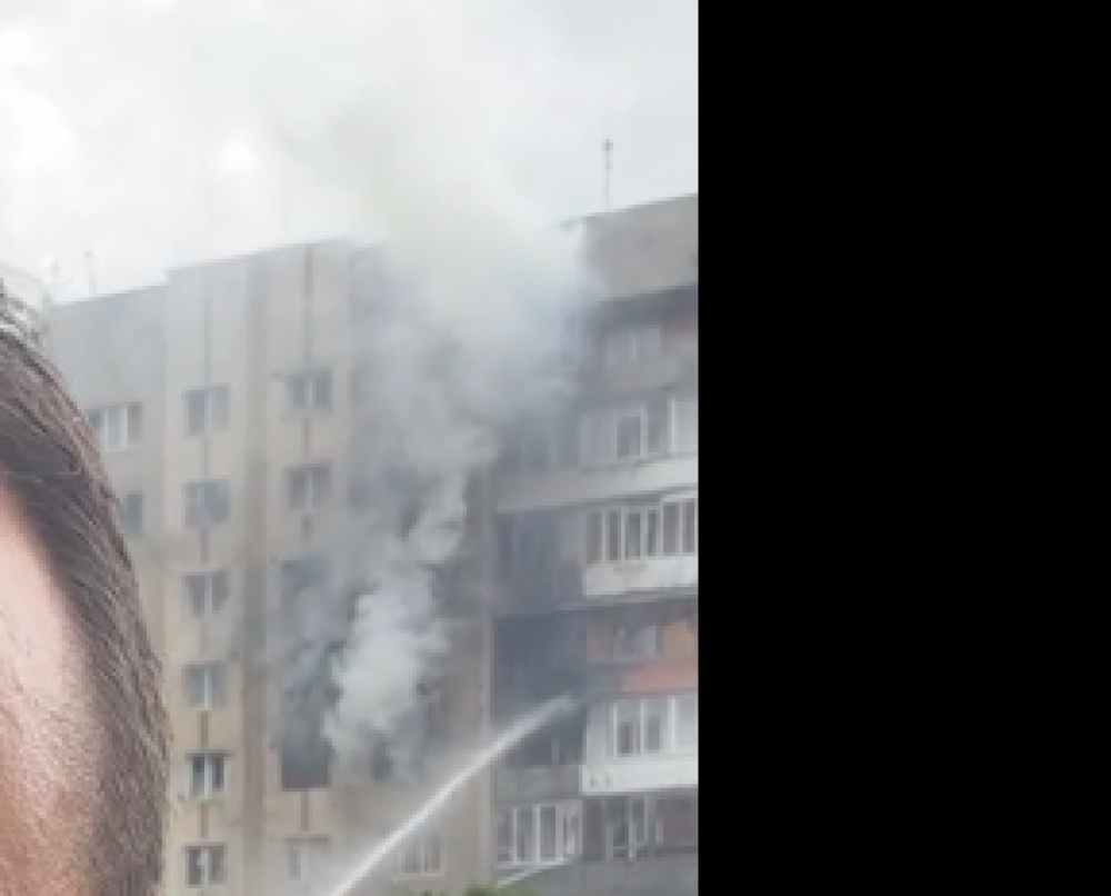 Фото до матеріалу: В Івано-Франківську шахед влучив у багатоповерхівку - є поранені