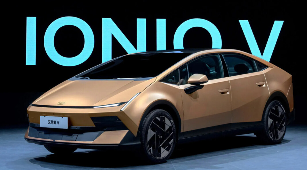 Фото до матеріалу: Hyundai Ioniq V: футуристичний електрокар із запасом ходу 600 км представили в Китаї