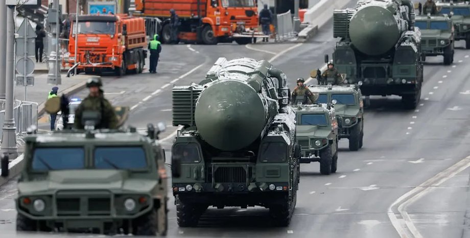 Фото до матеріалу: Годжес про відсутність техніки на параді в Москві: обман заради наступу з Білорусі