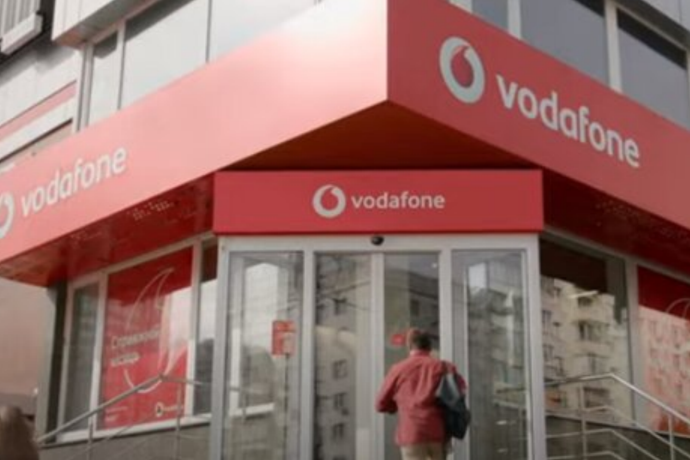 Фото до матеріалу: Мобільний зв’язок за 0 гривень: Vodafone перестав брати гроші з абонентів за мобільний зв'язок