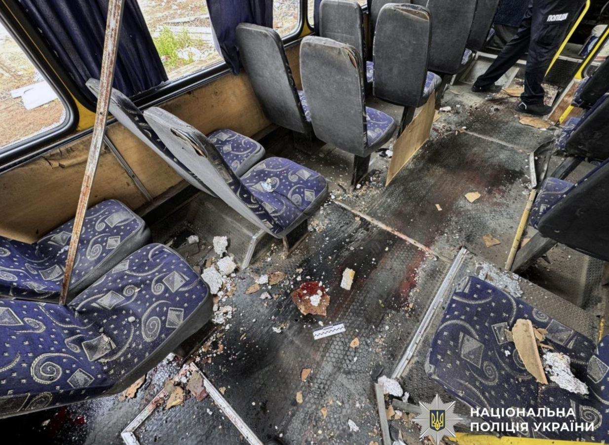 Фото до матеріалу: Трагічні наслідки російських атак на Херсонщину: троє загиблих та десятки поранених