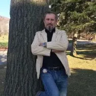 Фото до матеріалу: Аркадій Леонов. «Архітектори тривоги: чому політика XXI-го століття перетворилася на терапію страху»