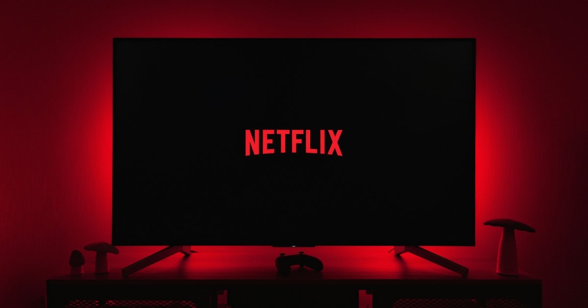 Фото до матеріалу: Акції Netflix різко впали: відставка Гастінгса та обережний прогноз на 2026 рік