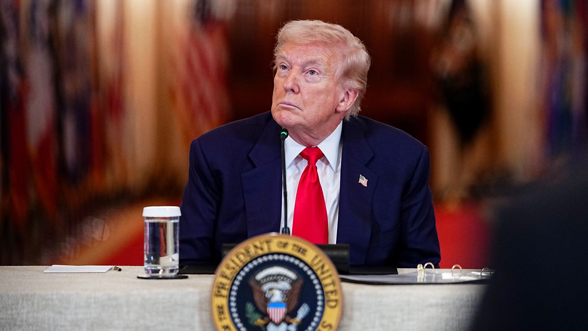 Фото до матеріалу: Експерт з США: Трамп зробив Ірану «подарунок», а Ормузька протока загрожує Україні