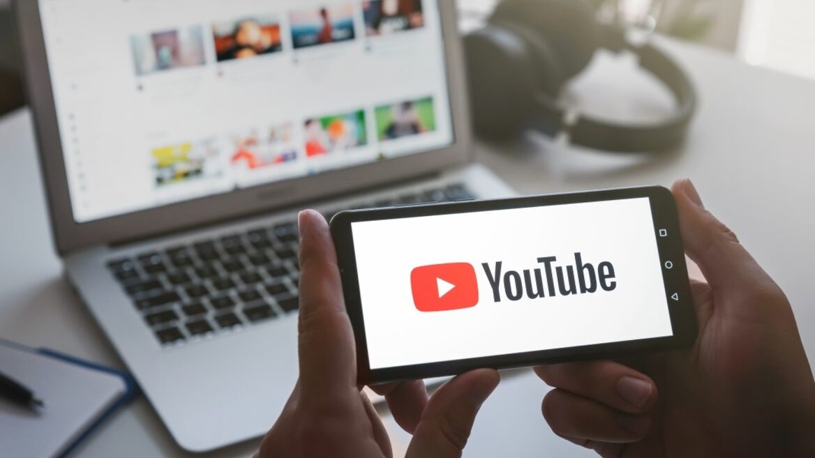 Фото до матеріалу: Українець створив бота, що «перечитує» 20 YouTube-відео за 30 хвилин