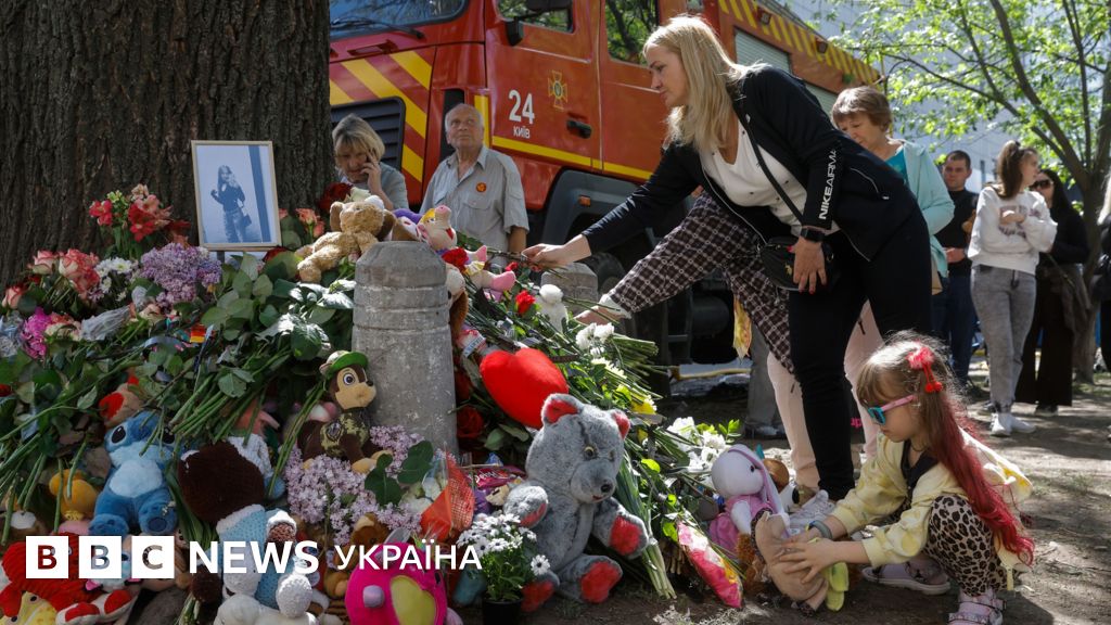 Фото до матеріалу: Росія влучила в Київ: 24 загиблих, 57 постраждалих, Трамп назвав атаку ганьбою
