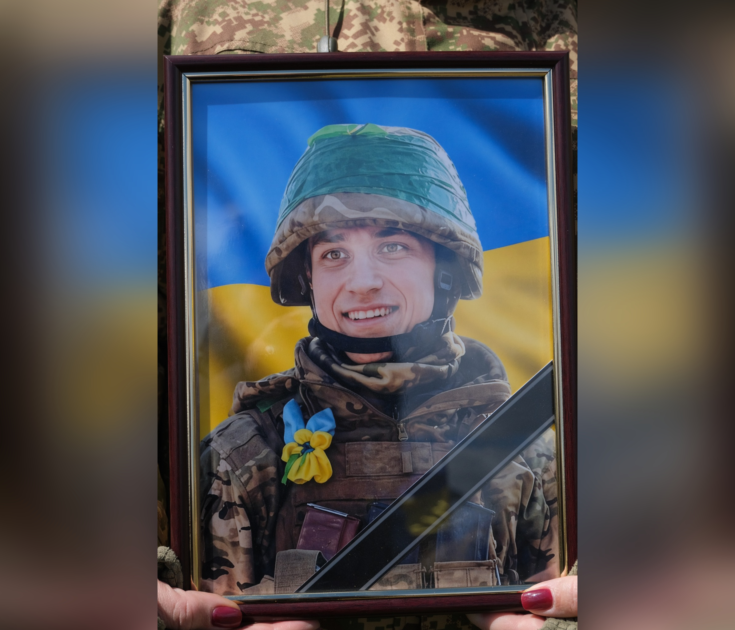 Фото до матеріалу: Липовецька громада з великою скорботою попрощалася з Героем Олександром Школьним