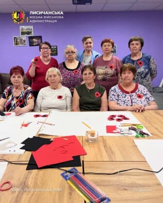 Фото до матеріалу: Лисичанська громада вшанувала пам'ять жертв Другої світової війни в різних регіонах України