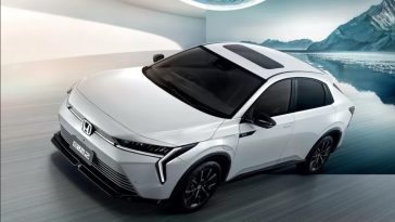 Фото до матеріалу: Honda зупиняє будівництво канадського заводу електромобілів