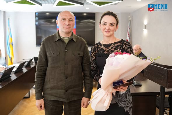 Фото до матеріалу: У Черкасах почесне звання «Мати-героїня» присвоїли двом жінкам
