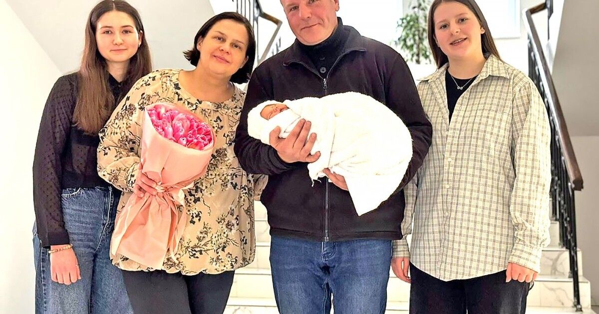 Фото до матеріалу: Сьома донька у родини отця Петра Курпіта: історія багатодітної родини у Львівській області