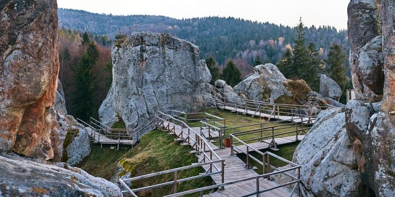 Фото до матеріалу: Заповідник «Тустань» претендує на статус об'єкта під посиленим захистом ЮНЕСКО