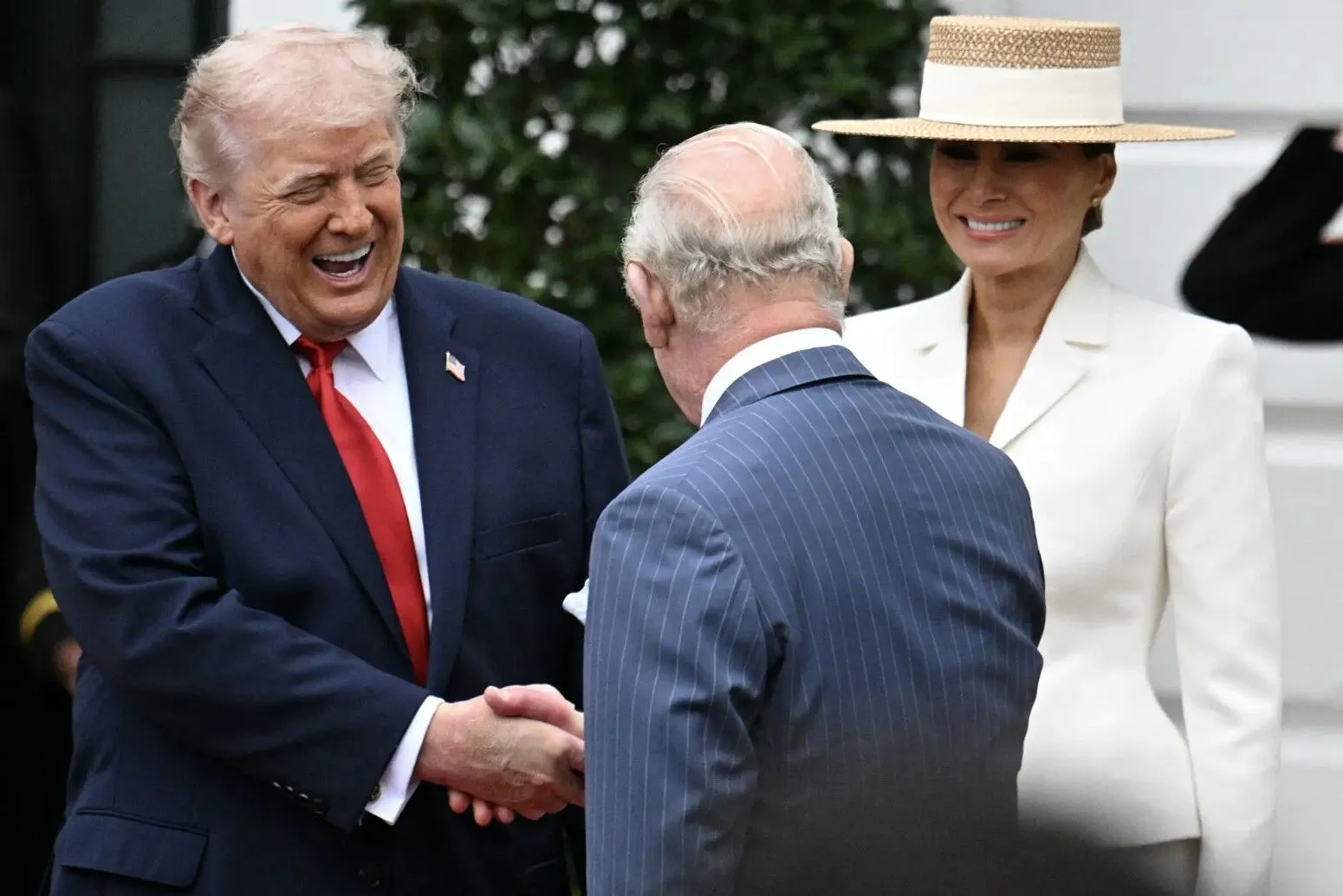 Фото до матеріалу: Експерти розшифрували моторошний діалог Трампа та короля про Путіна: «Він хоче війни»