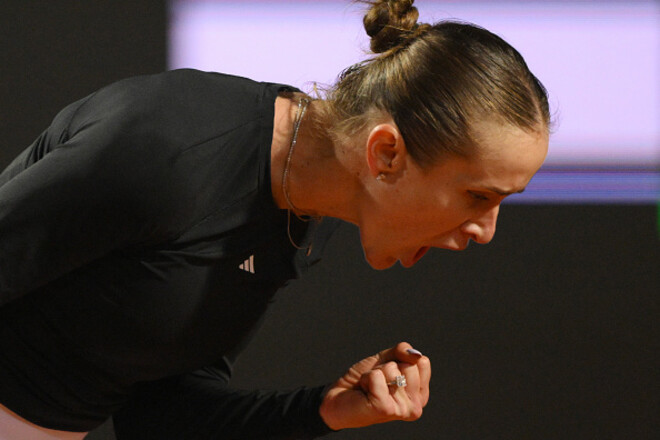 Фото до матеріалу: Світоліна здолала Рибакіну і вийшла у півфінал WTA 1000 у Римі