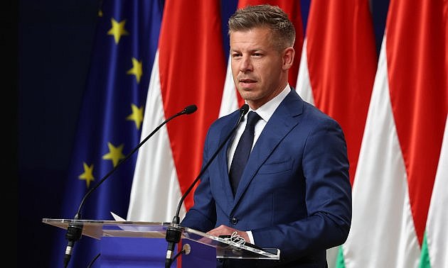 Фото до матеріалу: Мадьяр обіцяє розсекретити архіви спецслужб та перевірити приватизацію в Угорщині