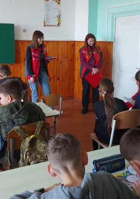 Фото до матеріалу: Світанівська гімназія: школярі навчилися захищатися в інтернеті