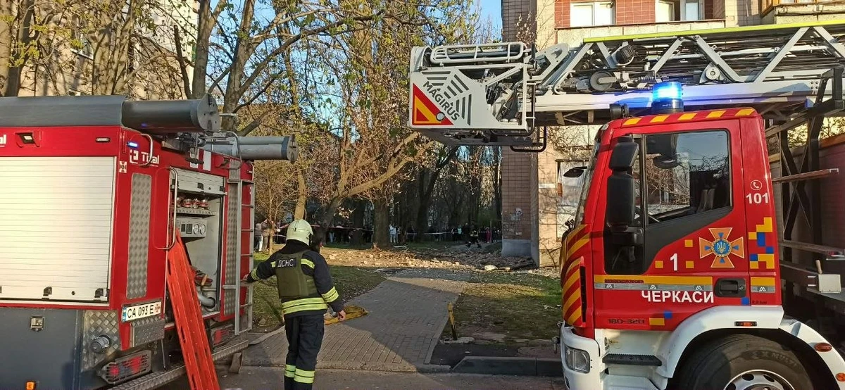 Фото до матеріалу: Росія атакувала Черкаси дронами: загинув хлопчик, 14 людей постраждали