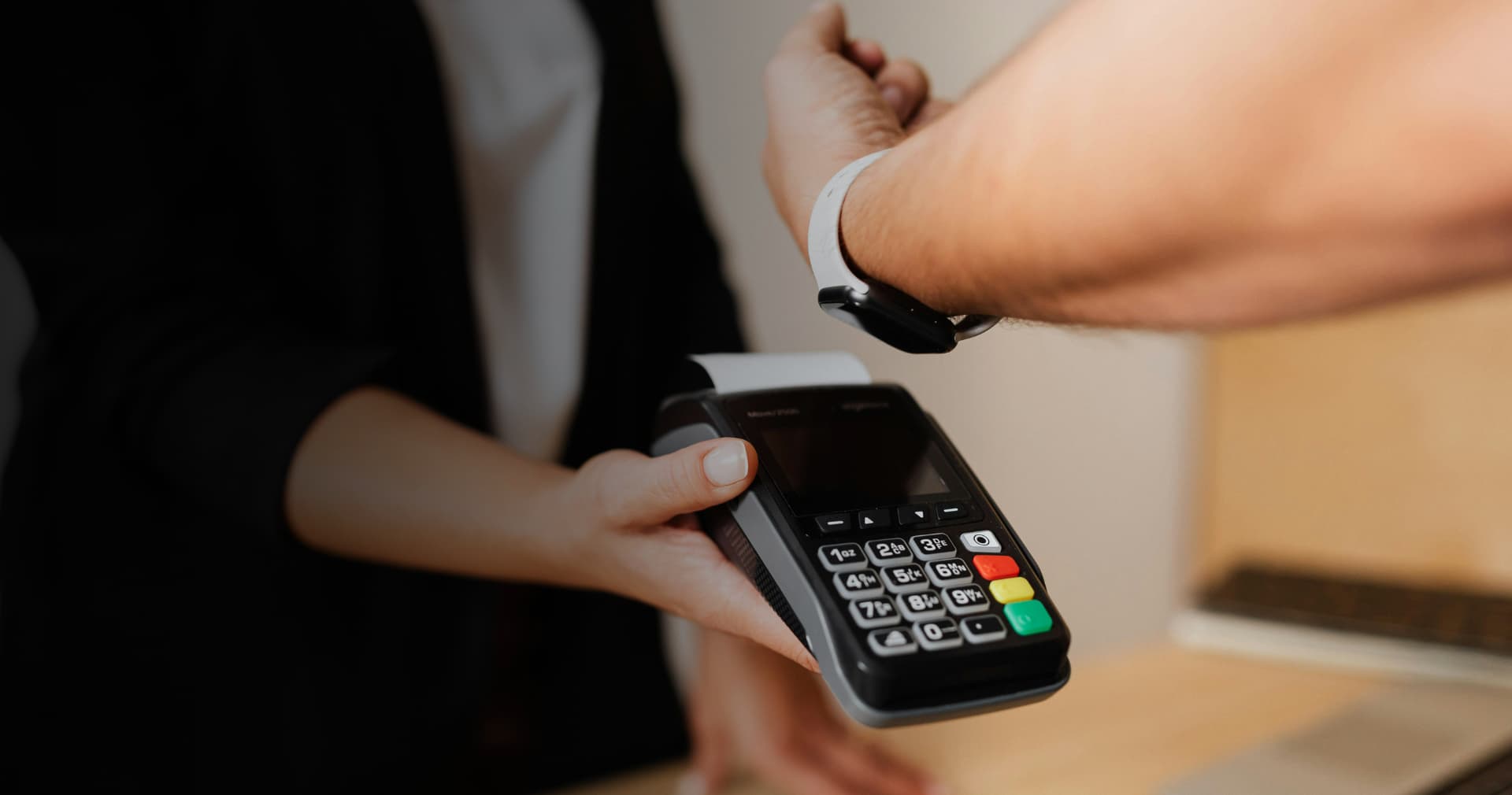 Фото до матеріалу: NFC оновили: оплата на відстані до 2 см