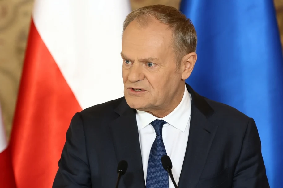 Фото до матеріалу: Туск анонсував підписання договору про розширення співпраці з Британією