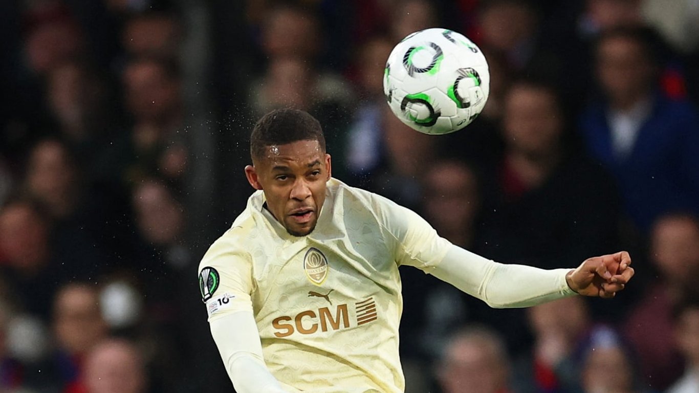 Фото до матеріалу: Педро Енріке розповів, що сказав Арда Туран після вильоту Шахтаря з Ліги конференцій