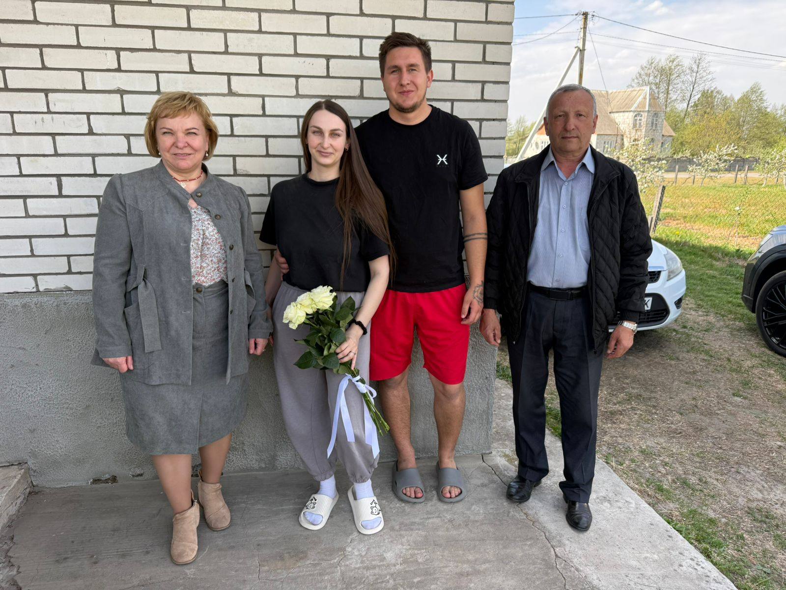 Фото до матеріалу: У Забродівській громаді привітали маму трійні з Днем матері