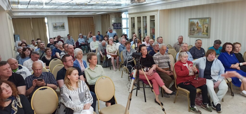 Фото до матеріалу: Валерій Чалий: Сценарії гри на «великій шахівниці» із оптимістичним окрасом