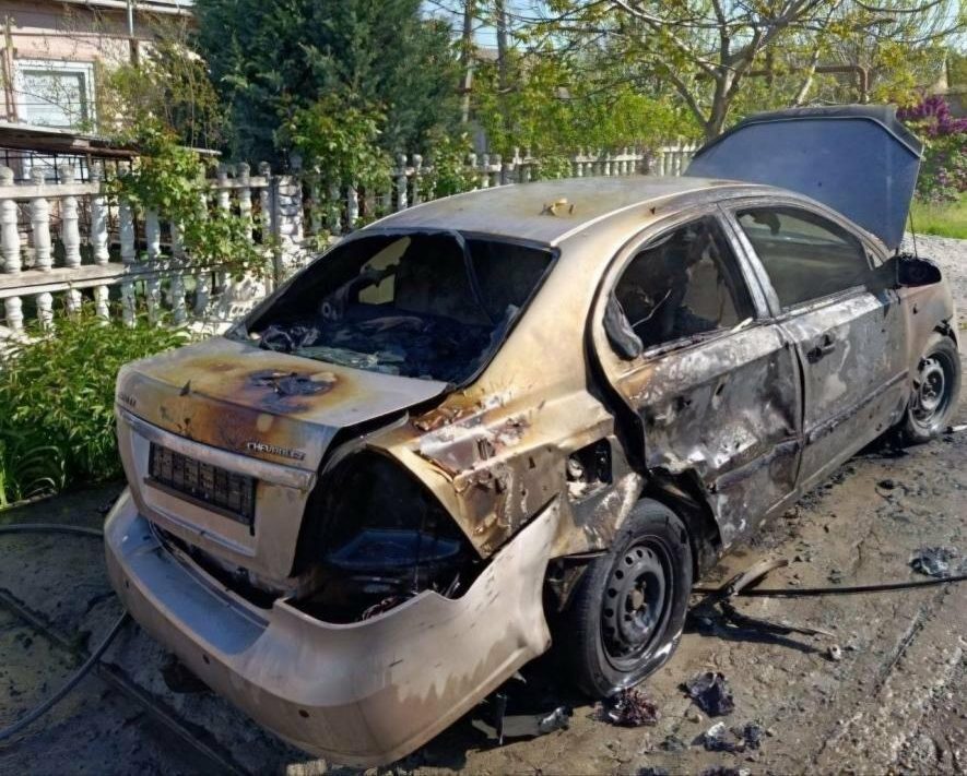 Фото до матеріалу: Масовані удари по Дніпропетровщині: пошкоджено інфраструктуру, АЗС та житлові будинки