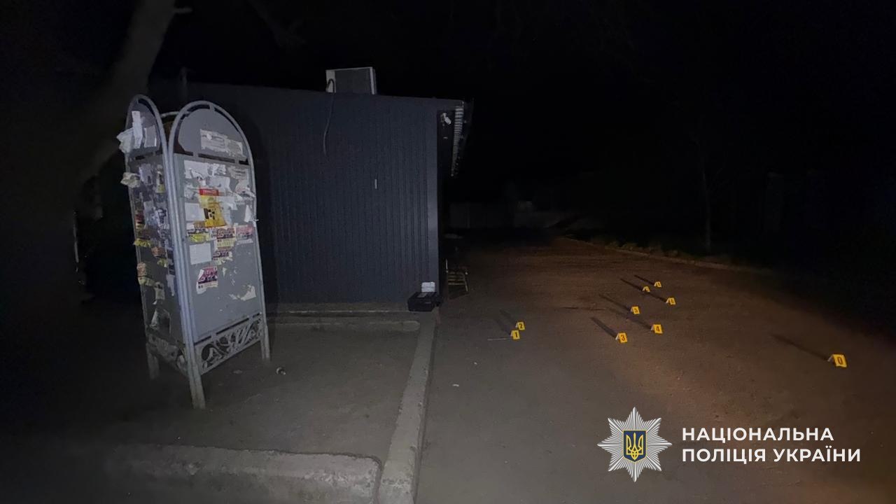 Фото до матеріалу: У Шахтарському затримали бійців «Вовків Да Вінчі» за викрадення та обстріл магазину