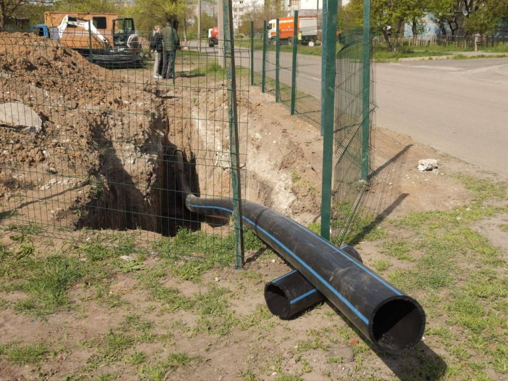 Фото до матеріалу: У Кривому Розі модернізують водопостачання на Східному-2 та Східному-3