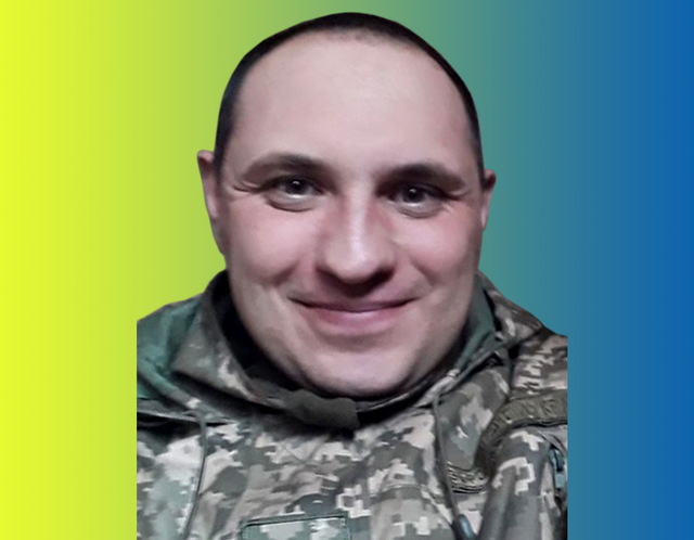 Фото до матеріалу: Стали небесним військом: із трьома захисниками попрощалися на Хмельниччині