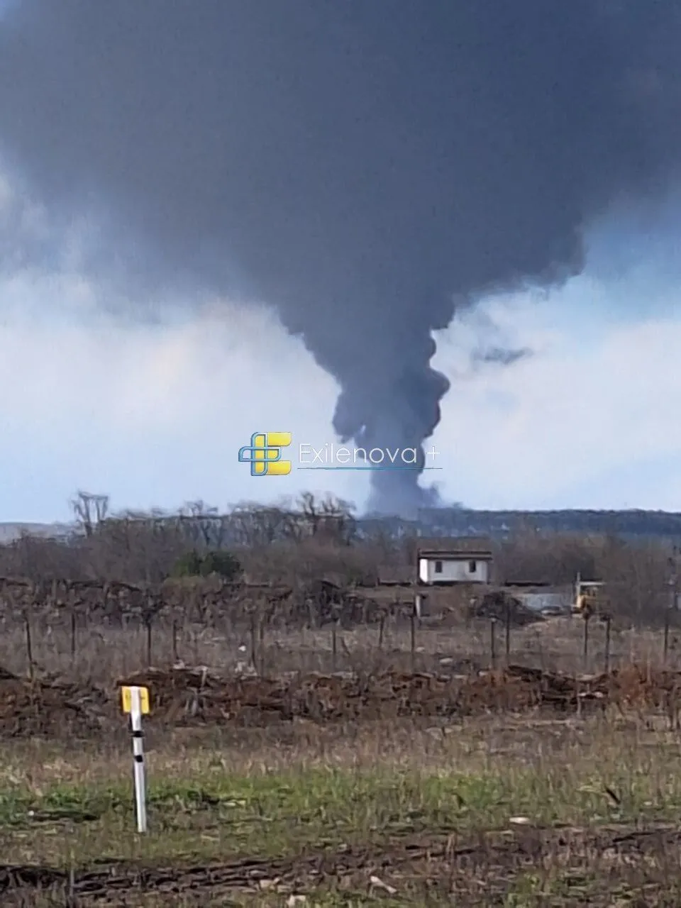 Фото до матеріалу: У Пермі спалахнула пожежа після атаки на «Транснафть»: губернатор підтвердив приліт дрона