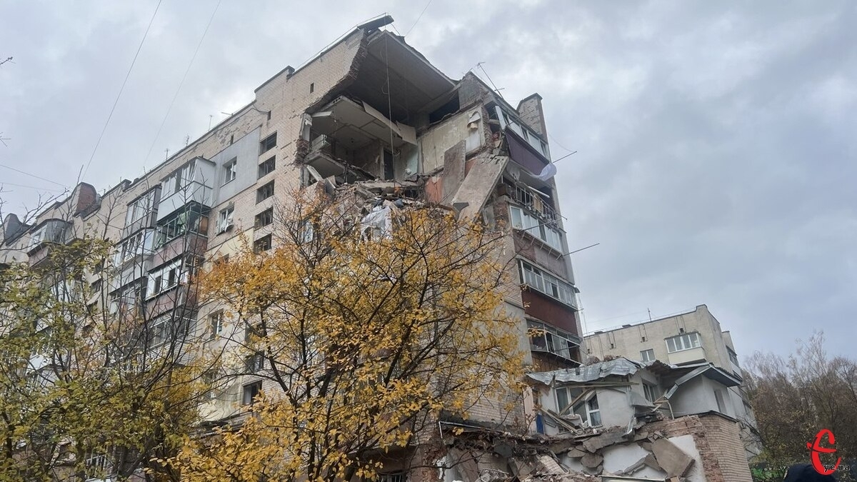 Фото до матеріалу: У Хмельницькому повторно оголосили торги на відновлення будинку після вибуху