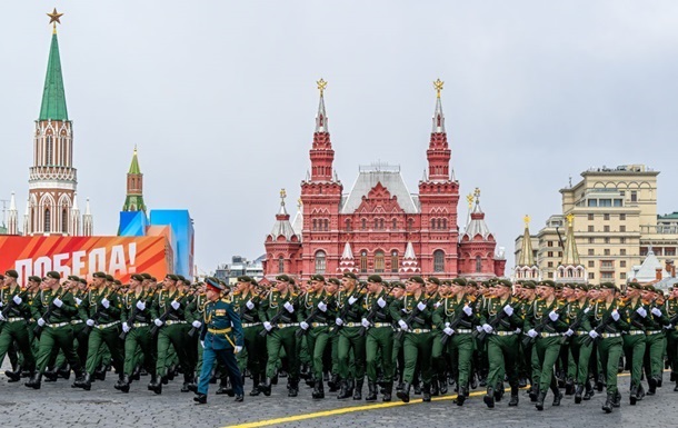 Фото до матеріалу: Масовий бойкот: лідери колишнього СРСР проігнорують парад Перемоги в Москві у 2026 році