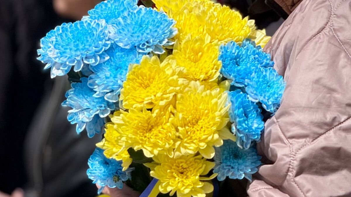Фото до матеріалу: Прощання з трьома героями: на Хмельниччині повернули додому загиблих воїнів