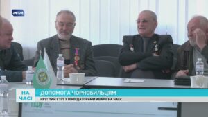 Фото до матеріалу: П'ять квітучих яблунь з'явилися у сквері Дениса Тарасова в Запоріжжі