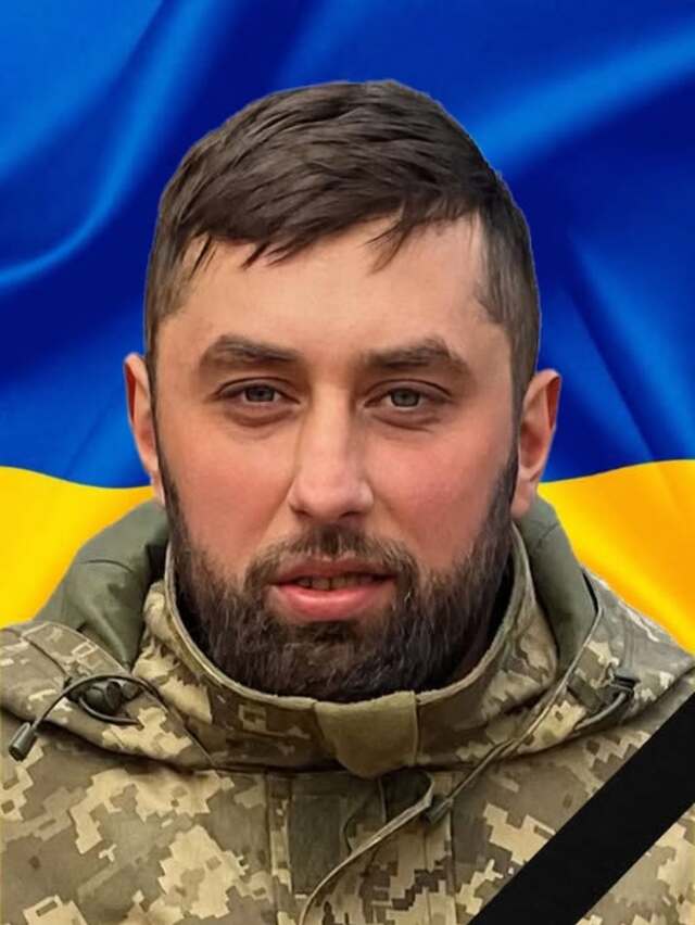 Фото до матеріалу: Хмельниччина попрощалася з шістьма загиблими воїнами: прощання пройшло у різних громадах