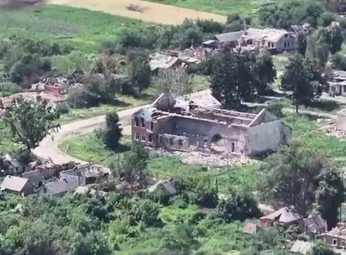 Фото до матеріалу: Екологічні збитки Хотінської громади через війну оцінили у 180 мільярдів гривень